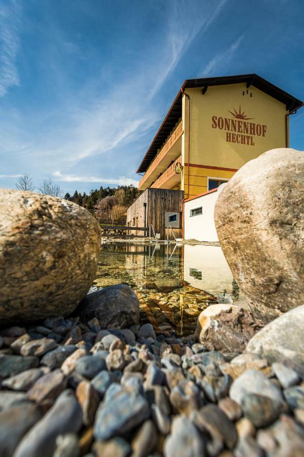 Отель Sonnenhof Hechtl Мёнихкирхен Экстерьер фото